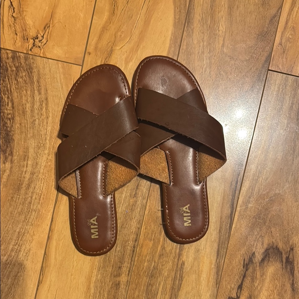 MIA Women's Brown Slide Sandals